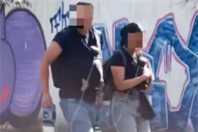 Encuentran a pap&aacute;s de beb&eacute;s con tanques de ox&iacute;geno; empresario prometi&oacute; que les dar&iacute;a un auto