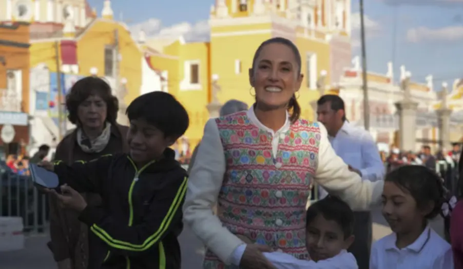 Sheinbaum encabezó el evento donde se entregaron tarjetas del programa Pensión Mujeres Bienestar. Especial