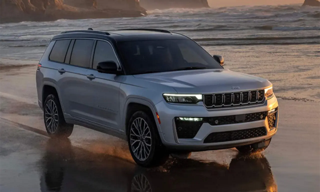  El fabricante define este modelo como un vehículo para "vivir el máximo lujo en cada aventura". 