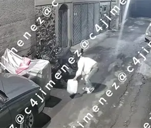 Incendian motocicletas y atacan vivienda durante presunto intento de extorsi&oacute;n en CDMX