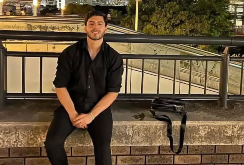 El joven de 22 años murió tras quedar en medio de un operativo militar en Culiacán. Su familia exige verdad, justicia y respeto a su memoria. El joven de 22 años murió tras quedar en medio de un operativo militar en Culiacán. Su familia exige verdad, justicia y respeto a su memoria.