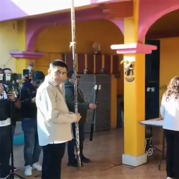 As&iacute; vot&oacute; Salom&oacute;n Jara en la primera consulta de revocaci&oacute;n de mandato de Oaxaca