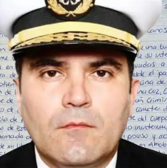 Vicealmirante preso por huachicol denuncia proceso viciado y pide a Sheinbaum intervenir en su caso Vicealmirante preso por huachicol denuncia proceso viciado y pide a Sheinbaum intervenir en su caso