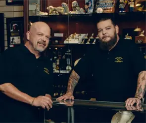 Hospitalizan a Corey Harrison, de El precio de la Historia", tras accidente en moto; tiene al menos 11 fracturas