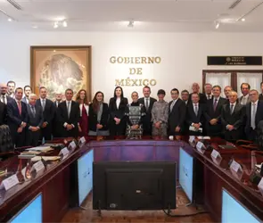 Sheinbaum se re&uacute;ne con banqueros y Banxico para impulsar cr&eacute;dito e infraestructura