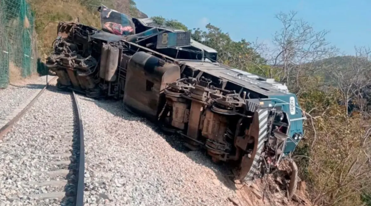 El tren Interoceánico se descarriló por exceso de velocidad. Especial.