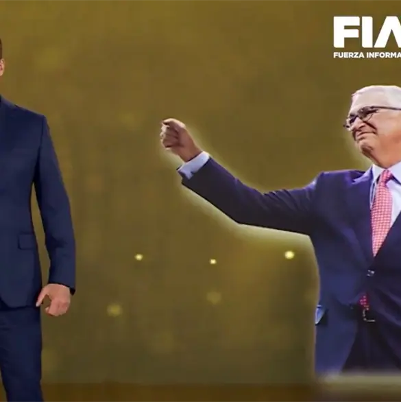 "En desacuerdo": Así anunció Javier Alatorre el pago millonario de Salinas Pliego al SAT "En desacuerdo": Así anunció Javier Alatorre el pago millonario de Salinas Pliego al SAT