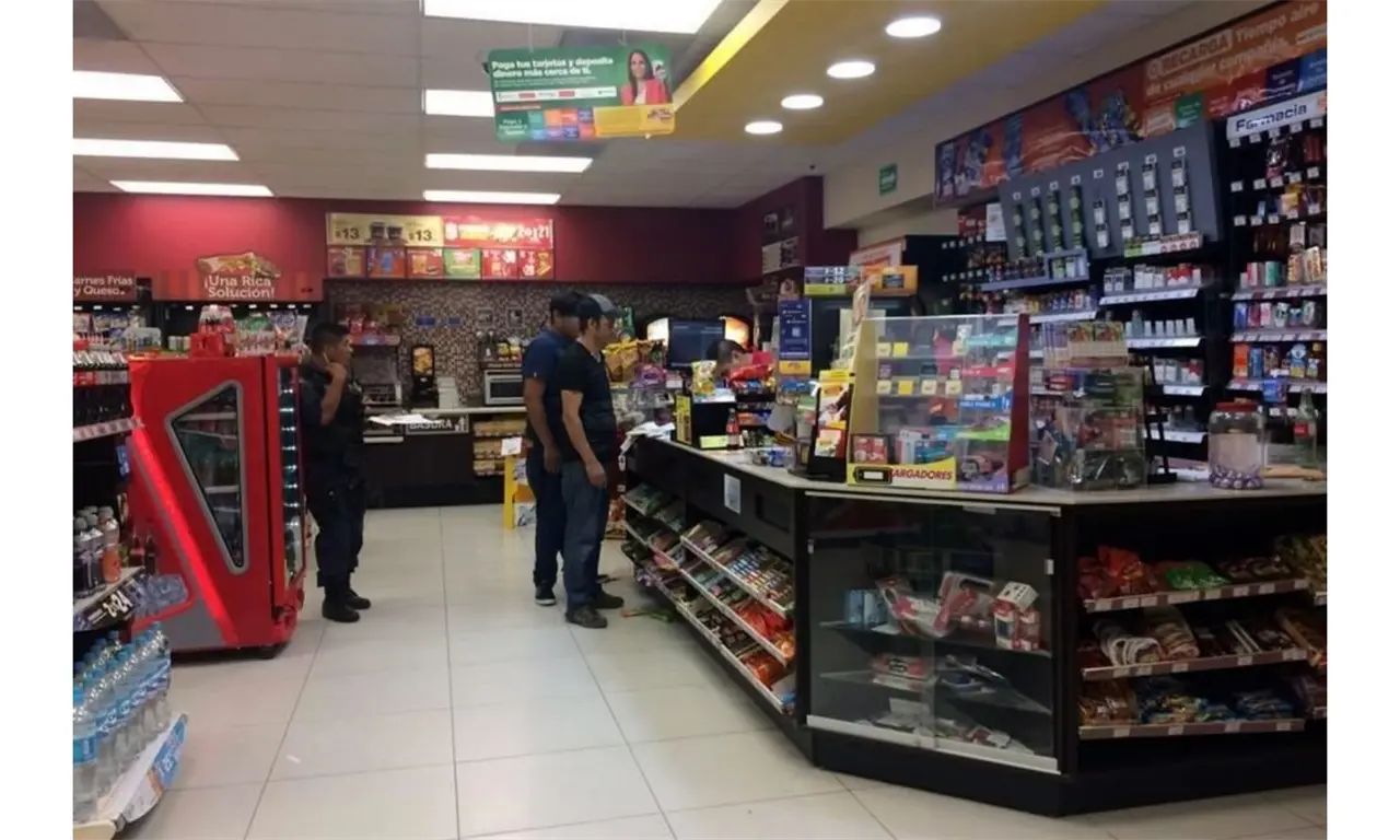  Joven pierde a su bebé al cubrir un turno extra en su empleo: “Me obligaron a seguir trabajando” 