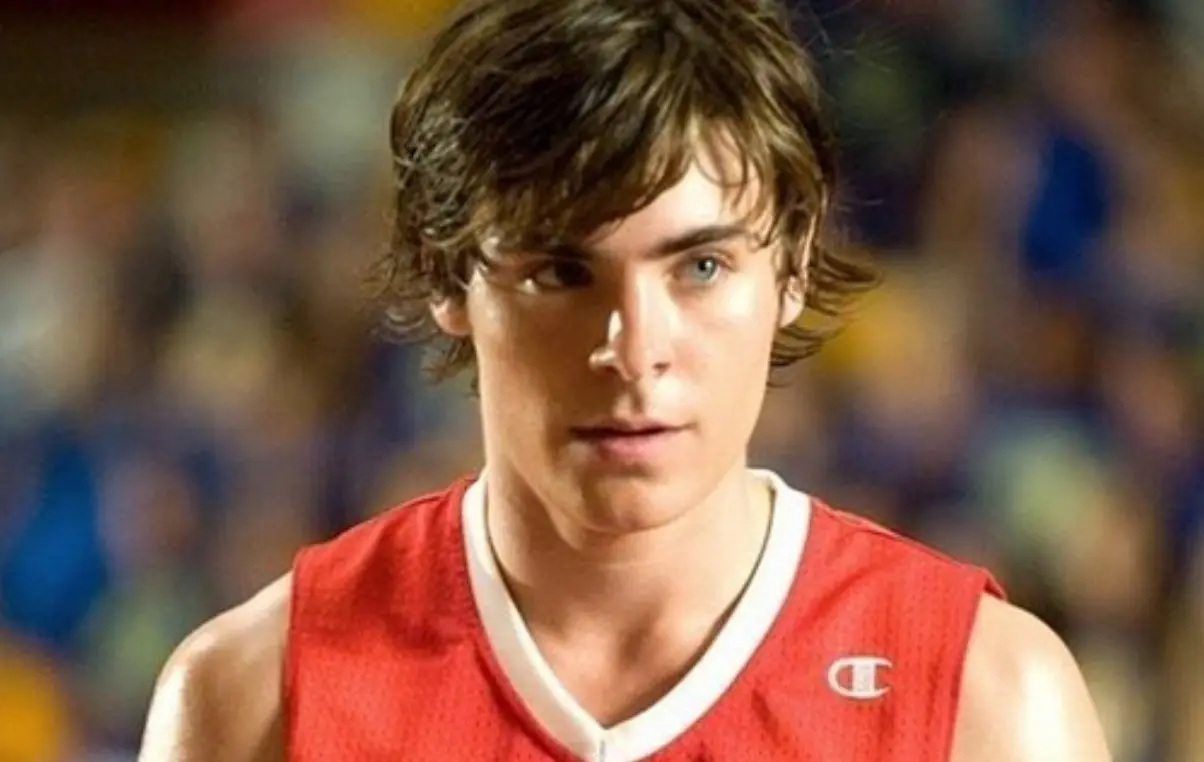 Zac Efron – Troy Bolton