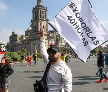 "Esto ya es una burla": filtran documento de c&oacute;mo ser&iacute;a la jornada laboral de 40 horas