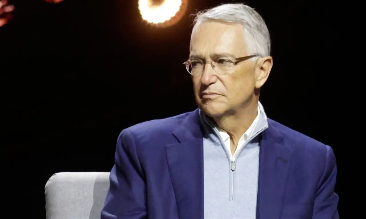  Salinas Pliego aún tendría una deuda pendiente con el SAT. 