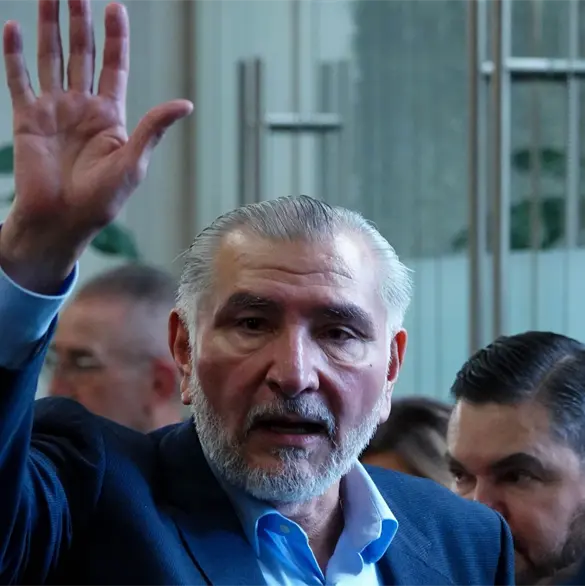 "Rumbo a 2027": Ad&aacute;n Augusto da a conocer motivo de renuncia a coordinaci&oacute;n de Morena en el Senado