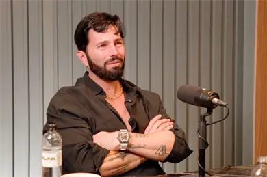 "Hay mucha gente que me quiere ver perder": Poncho de Nigris llora por la presi&oacute;n en redes