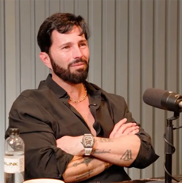 "Hay mucha gente que me quiere ver perder": Poncho de Nigris llora por la presi&oacute;n en redes