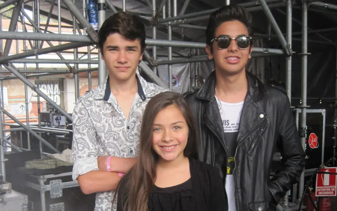 El impacto del cover los llevó a conseguir reconocimiento a nivel internacional; sin embargo, en 2014 anunciaron su separación para concentrarse en proyectos personales. ¿Qué fue de los integrantes de los Vázquez Sounds a 15 años de su debut? El impacto del cover los llevó a conseguir reconocimiento a nivel internacional; sin embargo, en 2014 anunciaron su separación para concentrarse en proyectos personales. ¿Qué fue de los integrantes de los Vázquez Sounds a 15 años de su debut?