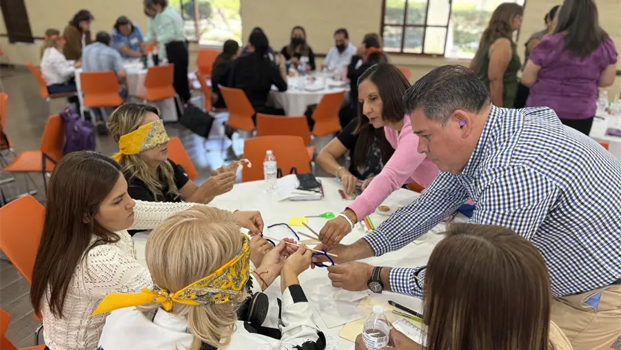 Liderar para transformar: hacia una nueva narrativa que incorpore a las mujeres en el liderazgo escolar 