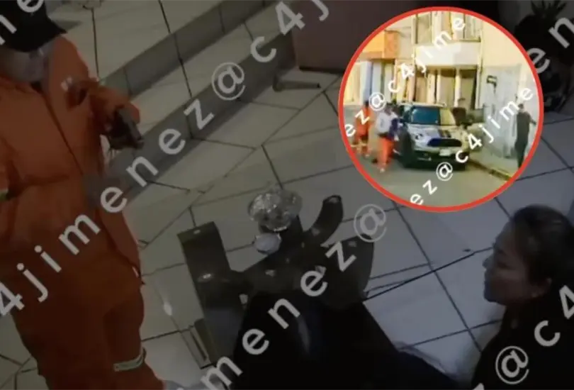 Los videos revelan el momento en que madre e hija fueron sorprendidas en su vivienda por falsos barrenderos.