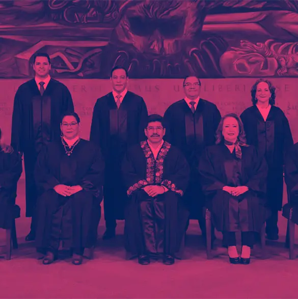 Entre camionetas de lujo y boleros improvisados: los excesos y pol&eacute;micas de la nueva Corte