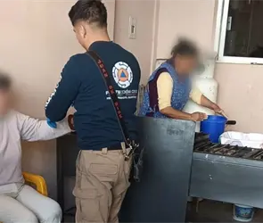 Toro suelto provoca caos y m&uacute;ltiples lesionados en Quer&eacute;taro: el animal se me vino encima