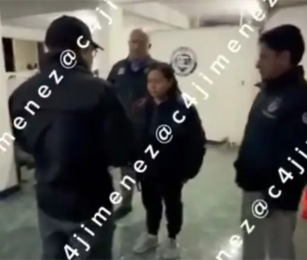 As&iacute; fue el momento en que detuvieron a Gaby "N", enfermera que atropell&oacute; a motociclista