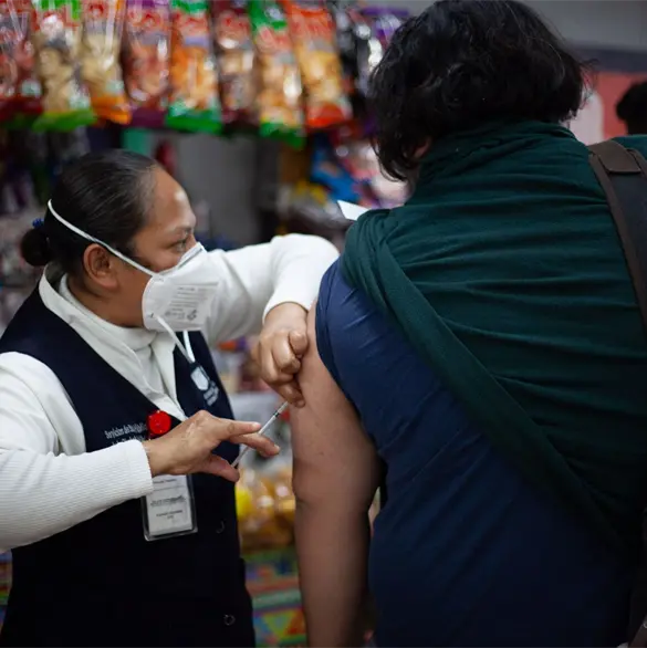 &iquest;Por qu&eacute; los adultos mayores de 50 a&ntilde;os no se tienen que vacunar contra el sarampi&oacute;n?