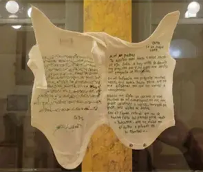 "La segunda carta jam&aacute;s enviada": Mensajes de amor en tela y m&aacute;s para celebrar San Valent&iacute;n