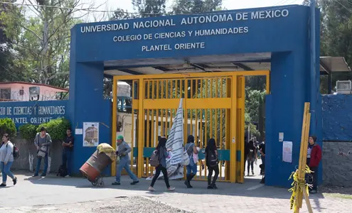 "Les preocup&oacute; m&aacute;s la imagen": Alumna agredida en CCH Oriente denuncia que el plantel intent&oacute; silenciarla para evitar paro