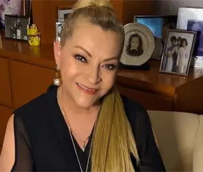 Roc&iacute;o Banquells qued&oacute; en silla de ruedas por usar medicamento m&aacute;gico para una pulmon&iacute;a