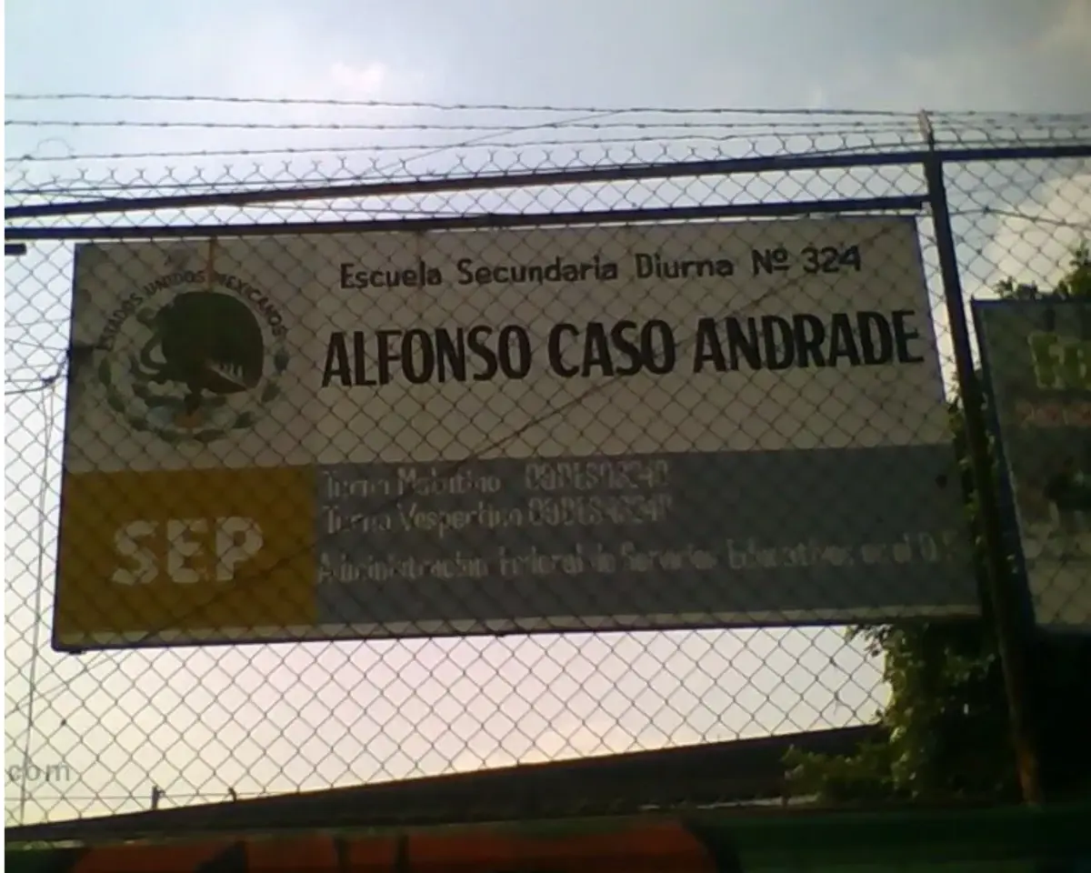 Luego del ataque ocurrido el 14 de febrero, autoridades capitalinas desplegaron un operativo de vigilancia en las inmediaciones del plantel ubicado en la colonia La Conchita. SEP.