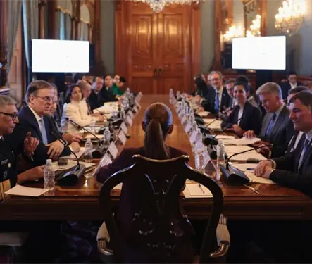 Sheinbaum se re&uacute;ne con empresarios de Canad&aacute; para impulsar inversiones en M&eacute;xico 