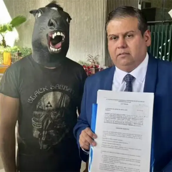 ¿Habrá Ley Therian en Nuevo León? Congreso entra en debate tras presencia de hombre identificado como “caballo” ¿Habrá Ley Therian en Nuevo León? Congreso entra en debate tras presencia de hombre identificado como “caballo”