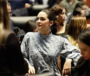 Andrea Ch&aacute;vez Trevi&ntilde;o anuncia su embarazo y habla del "reto m&aacute;s importante" en su vida