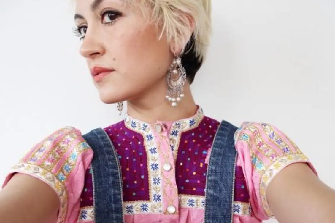 Un viaje a Turquía fue clave para consolidar su interés en el diseño textil.