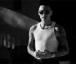 Peso Pluma en la mira: &iquest;por qu&eacute; podr&iacute;a ser investigado tras la muerte de "El Mencho"?