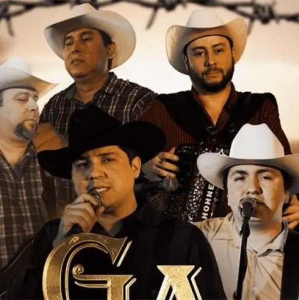 Ejecutan a balazos a acordeonista de Grupo Arraigado en pleno Malecón Viejo de Culiacán Ejecutan a balazos a acordeonista de Grupo Arraigado en pleno Malecón Viejo de Culiacán