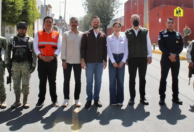 La entrega de la vialidad en unidad Fovissste San Roque La entrega de la vialidad en unidad Fovissste San Roque