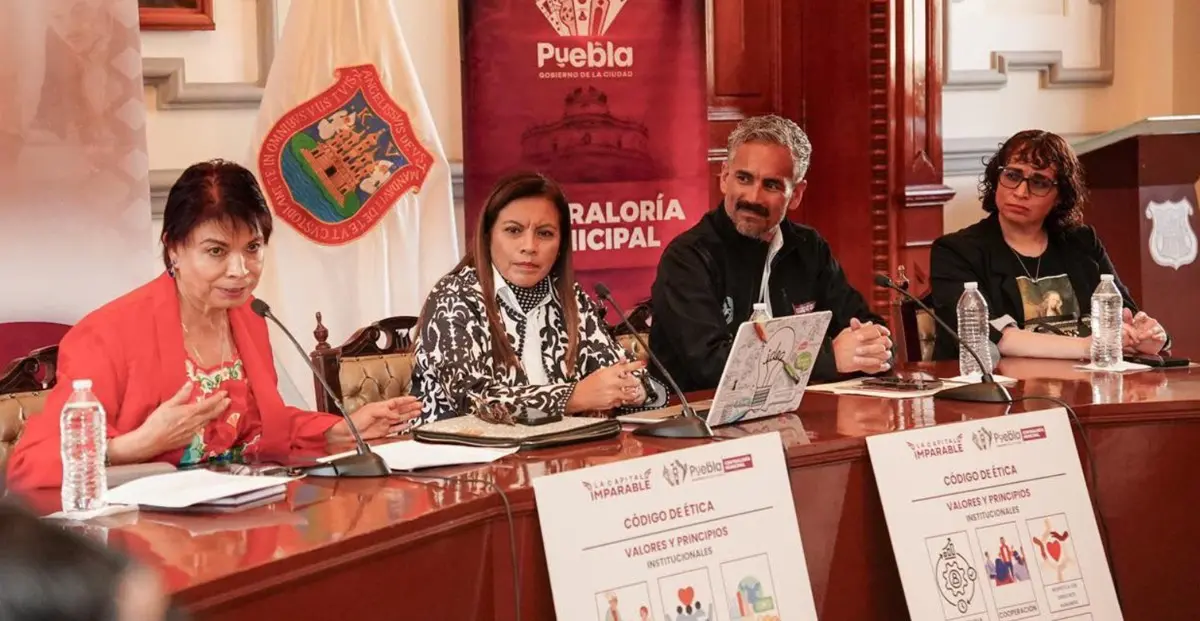 Estudiantes de la BUAP participan en programa municipal de diálogo público. Gobierno de la Ciudad.