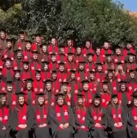 ¡Graduación termina en tragedia! Más de 20 estudiantes heridos tras colapso en la Ibero ¡Graduación termina en tragedia! Más de 20 estudiantes heridos tras colapso en la Ibero