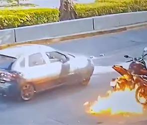 Captan ataque con bomba Molotov contra motocicletas en Guadalajara