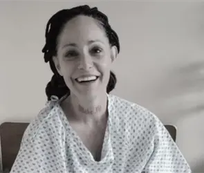 Lolita Cort&eacute;s es sometida a nueva cirug&iacute;a tras diagn&oacute;stico de c&aacute;ncer