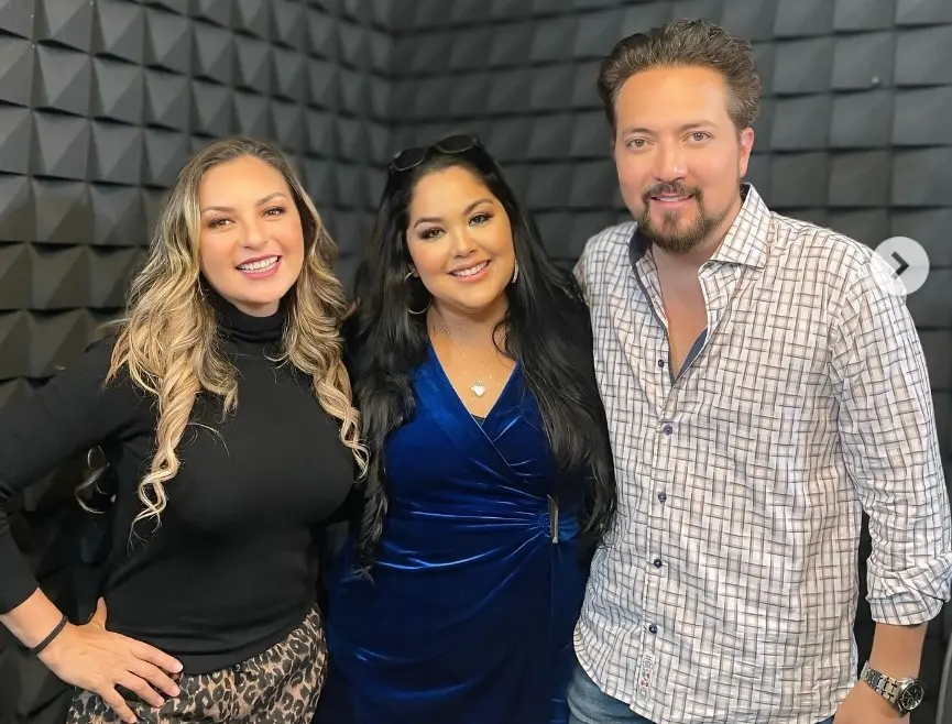 Tras su paso por 'La Academia', TV Azteca la incluy&oacute; en programas como 'Cada ma&ntilde;ana' (reportera) y 'Con sello de mujer' (colaboradora).