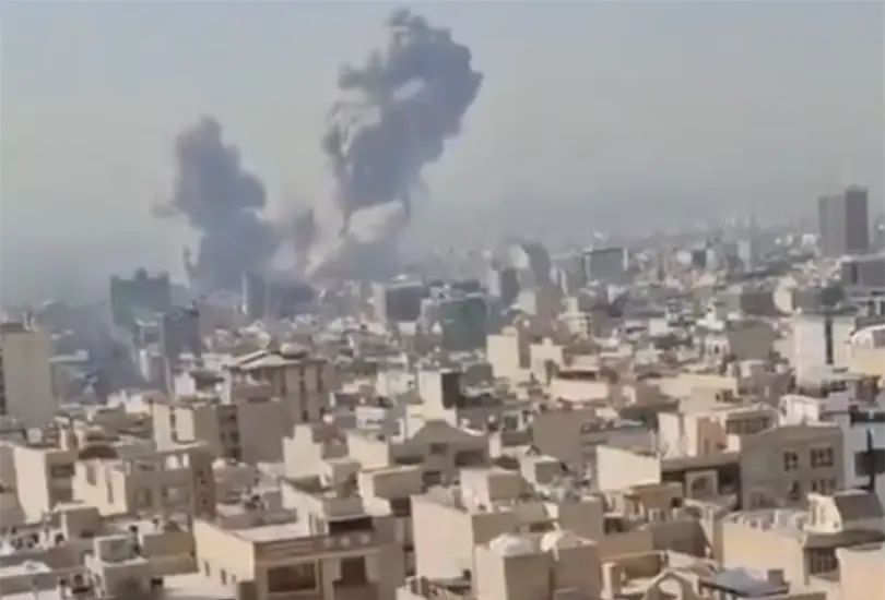 El cielo lleno de columnas de humo y personas corriendo forman parte de las escenas que r&aacute;pidamente se viralizaron.