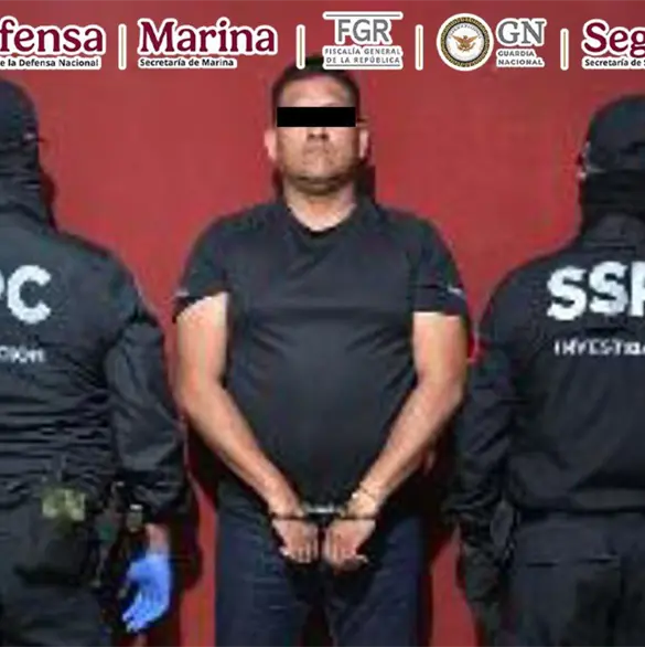 Caso Ayotzinapa: arrestan al secretario de Tránsito de Iguala por usar el celular de uno de los 43 normalistas