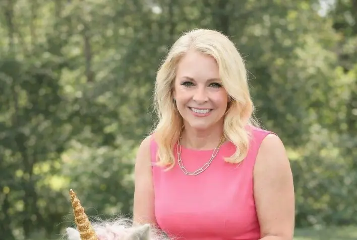 En 2022 lanzó el pódcast 'What Women Binge', donde conversa sobre entretenimiento y cultura pop, y en 2023 sorprendió al competir en 'The Masked Singer' bajo el disfraz de “Lamp”. En 2022 lanzó el pódcast 'What Women Binge', donde conversa sobre entretenimiento y cultura pop, y en 2023 sorprendió al competir en 'The Masked Singer' bajo el disfraz de “Lamp”.