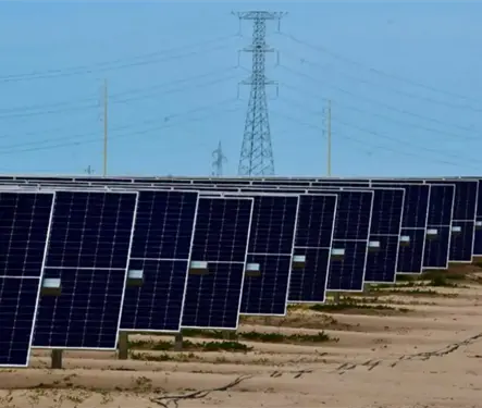 CFE eval&uacute;a tres nuevas plantas solares con inversi&oacute;n privada