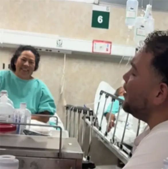 Enfermero de hospital de Naucalpan cautiva a la sala de emergencias con romántica "serenata" Enfermero de hospital de Naucalpan cautiva a la sala de emergencias con romántica "serenata"