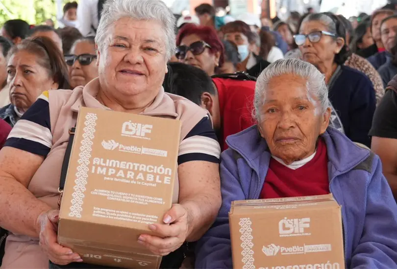 La entrega de despensas en Puebla.