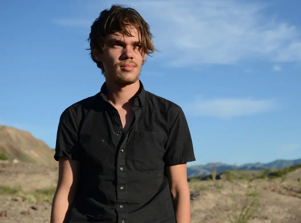 Dirigida por Richard Linklater, esta película muestra la vida de un niño desde su infancia hasta su adolescencia, ya que fue filmada durante 12 años con los mismos actores. Contó con un presupuesto aproximado de 4 millones de dólares y logró recaudar cerca de 57 millones de dólares en taquilla. Además, ganó el premio Oscar a Mejor actriz de reparto para Patricia Arquette.