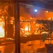 Terror en Puerto Escondido: incendio destruye decenas de restaurantes en Punta Zicatela