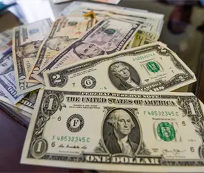 D&oacute;lar se dispara en M&eacute;xico por el petr&oacute;leo: precio hoy 9 de marzo